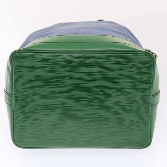 LOUIS VUITTON Epi Tricolor Shoulder Bag - Picture 5 of 14